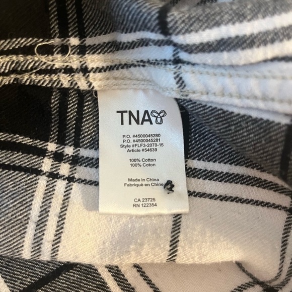 𝅺TNA Boyfriend Fit Plaid Hoodie - Picture 4 of 4